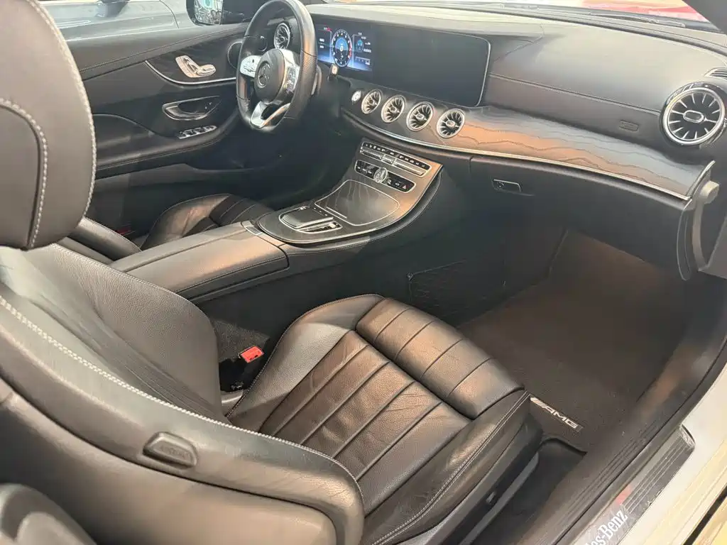 Mercedes-Benz E-Class (Import) — миниатюра 5