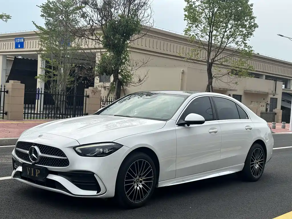 Mercedes-Benz C-Class 2021