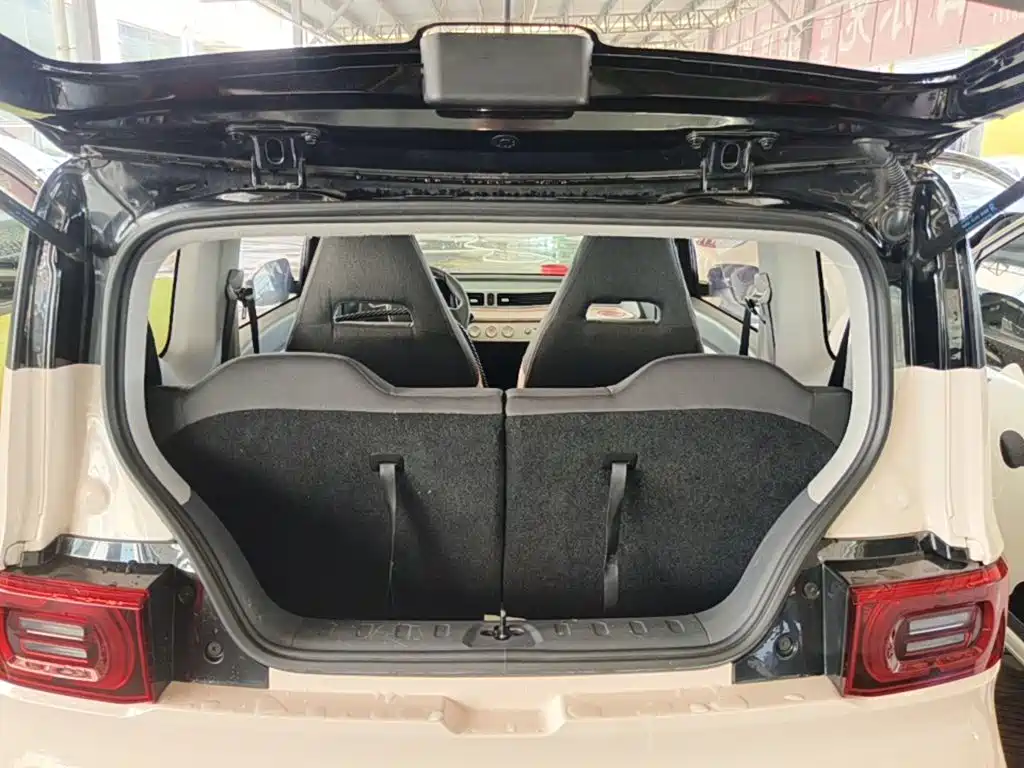 Wuling MINIEV — миниатюра 19