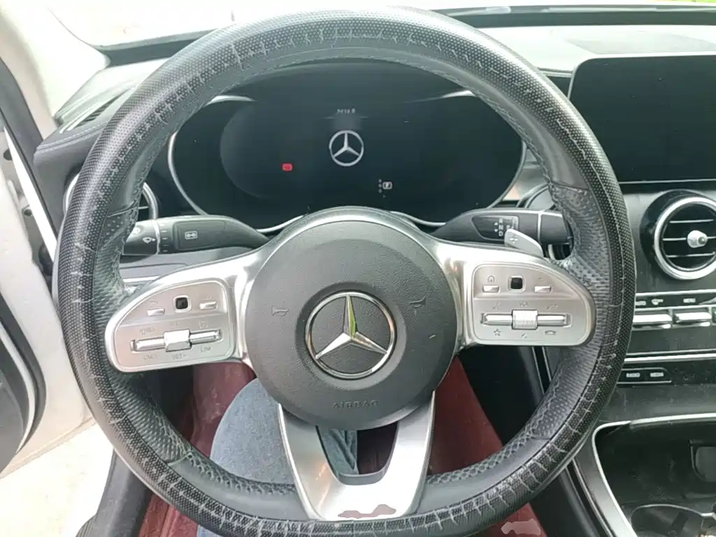 Mercedes-Benz C-Class — миниатюра 11