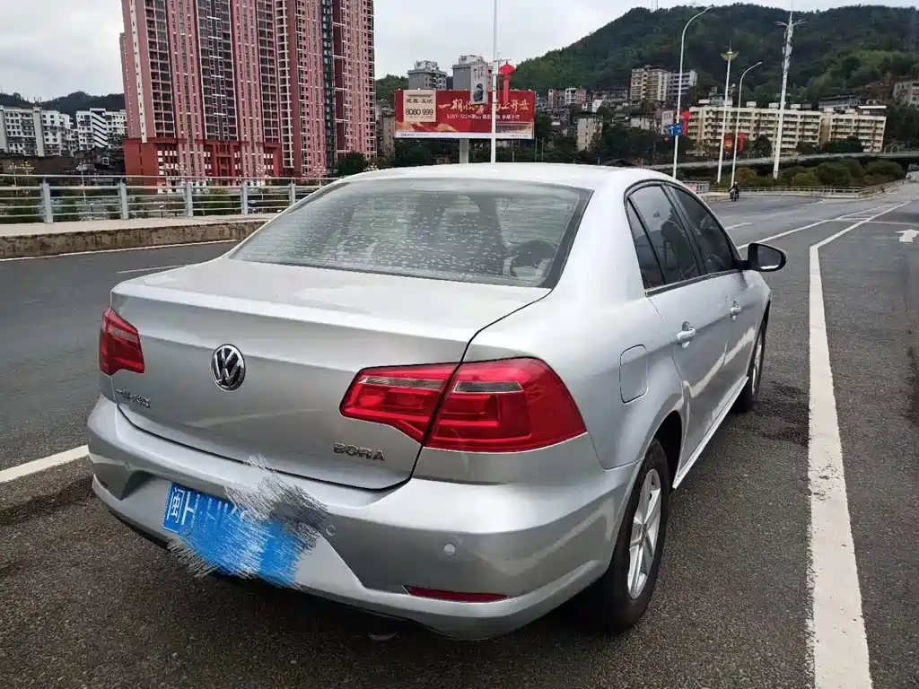 Volkswagen Bora — миниатюра 4