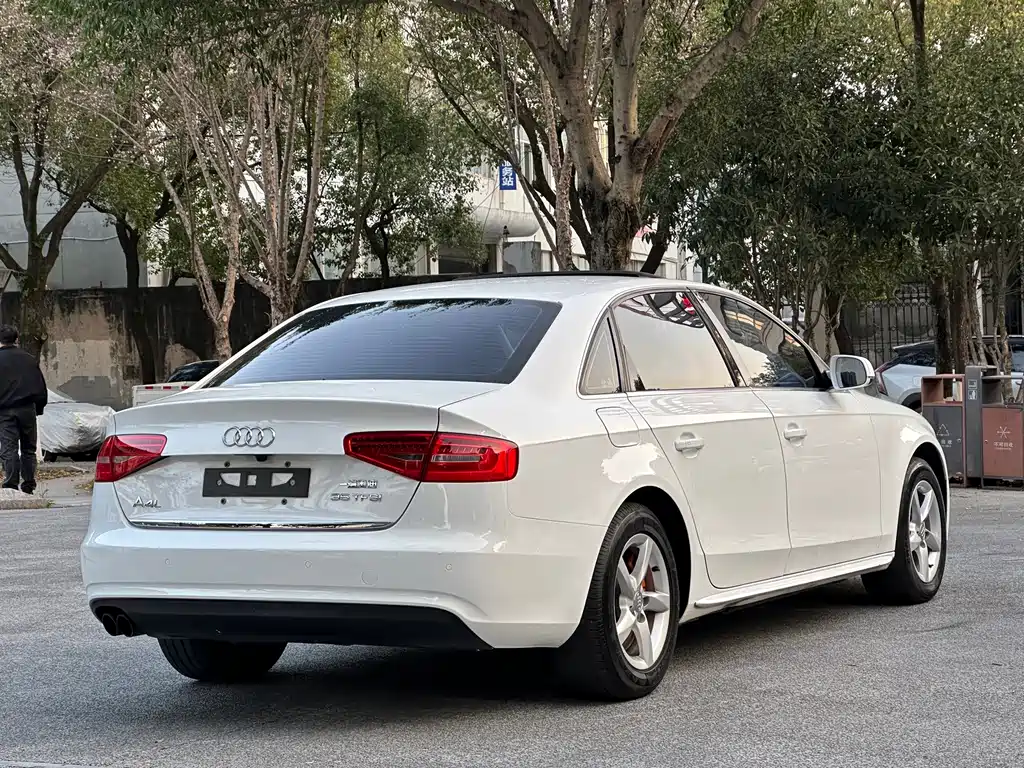 Audi A4L — миниатюра 7