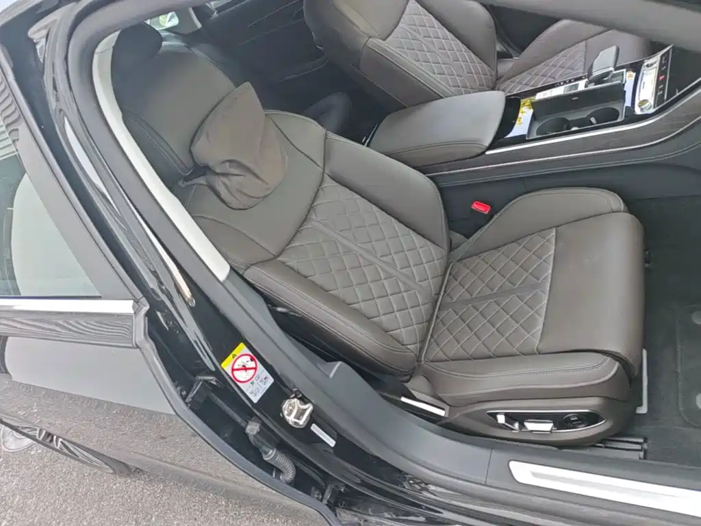 Audi A8 — миниатюра 25