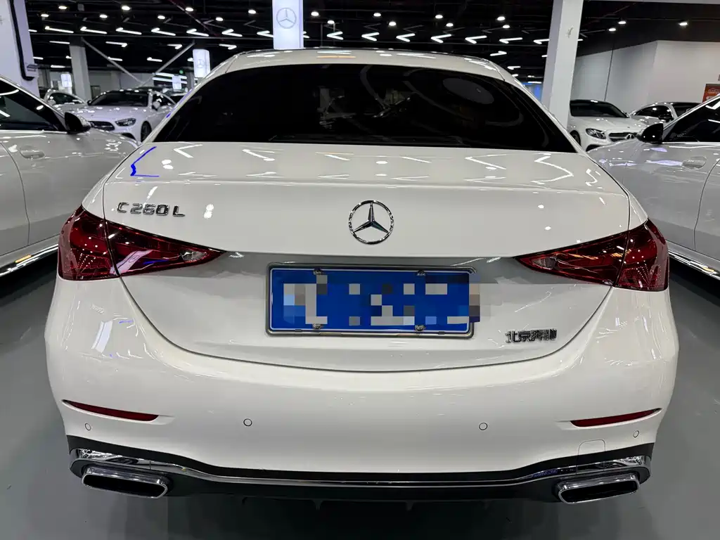 Mercedes-Benz C-Class — миниатюра 5
