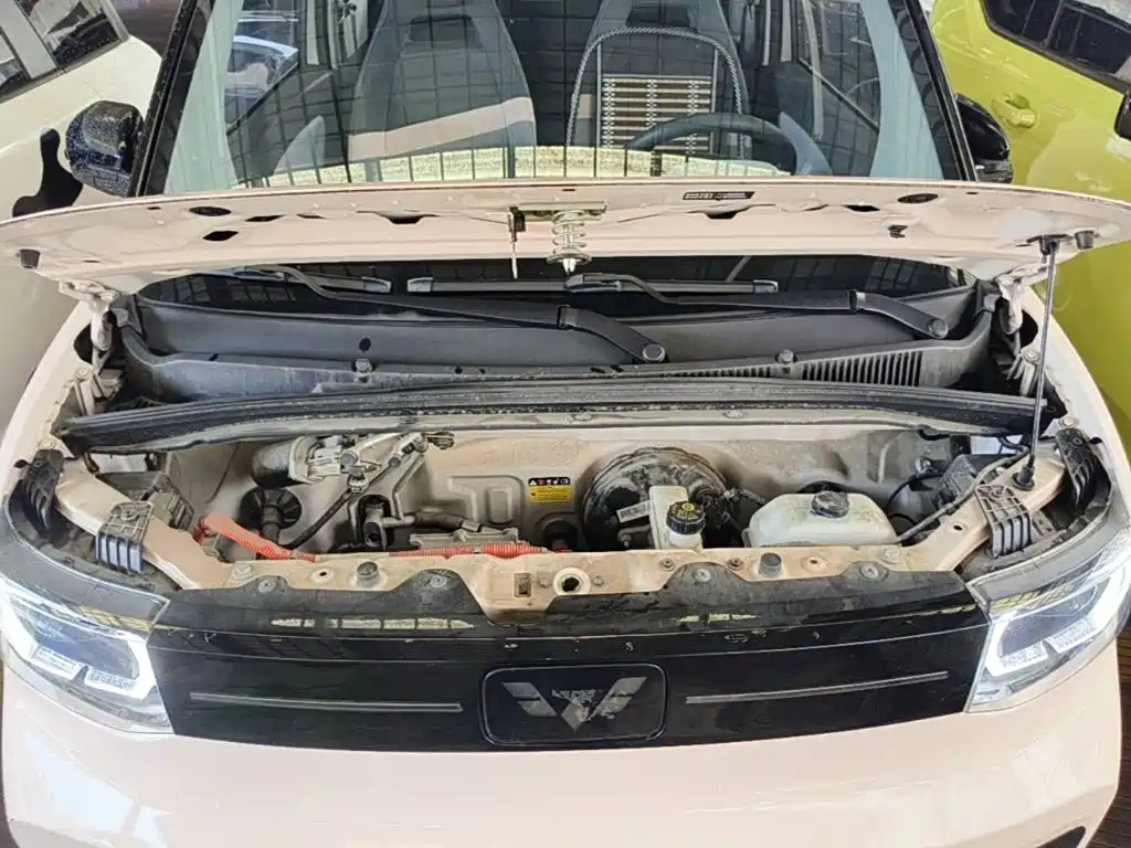 Wuling MINIEV — миниатюра 20