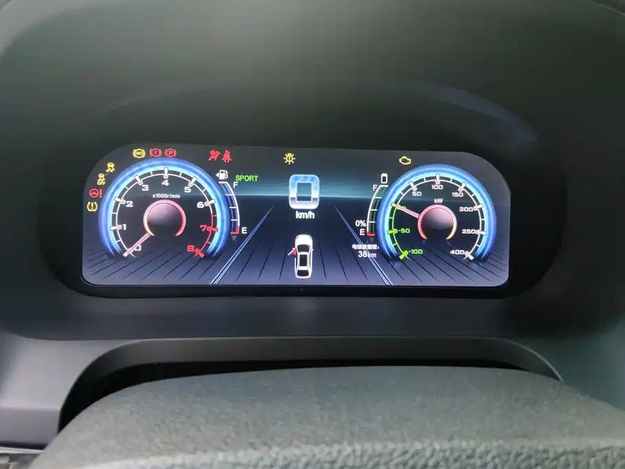 BYD Tang New Energy — миниатюра 13