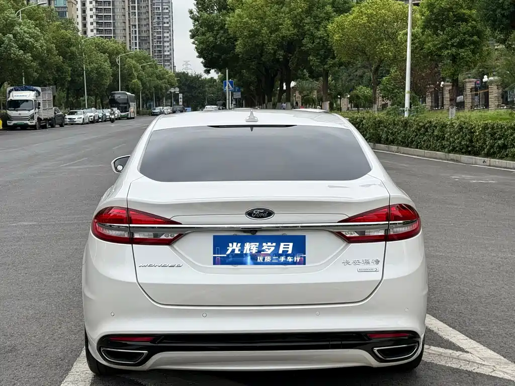 Ford Mondeo — миниатюра 17
