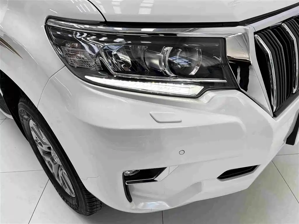 Toyota Prado — миниатюра 15