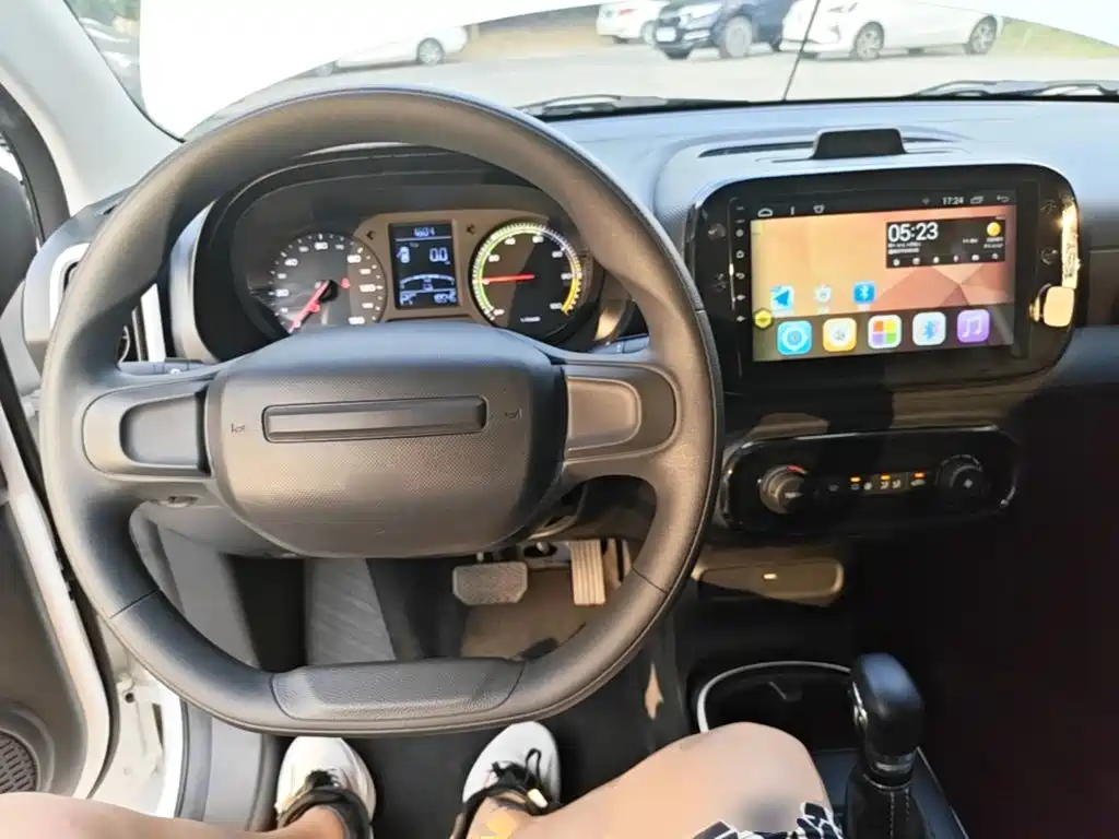 Roewe Clever — миниатюра 10