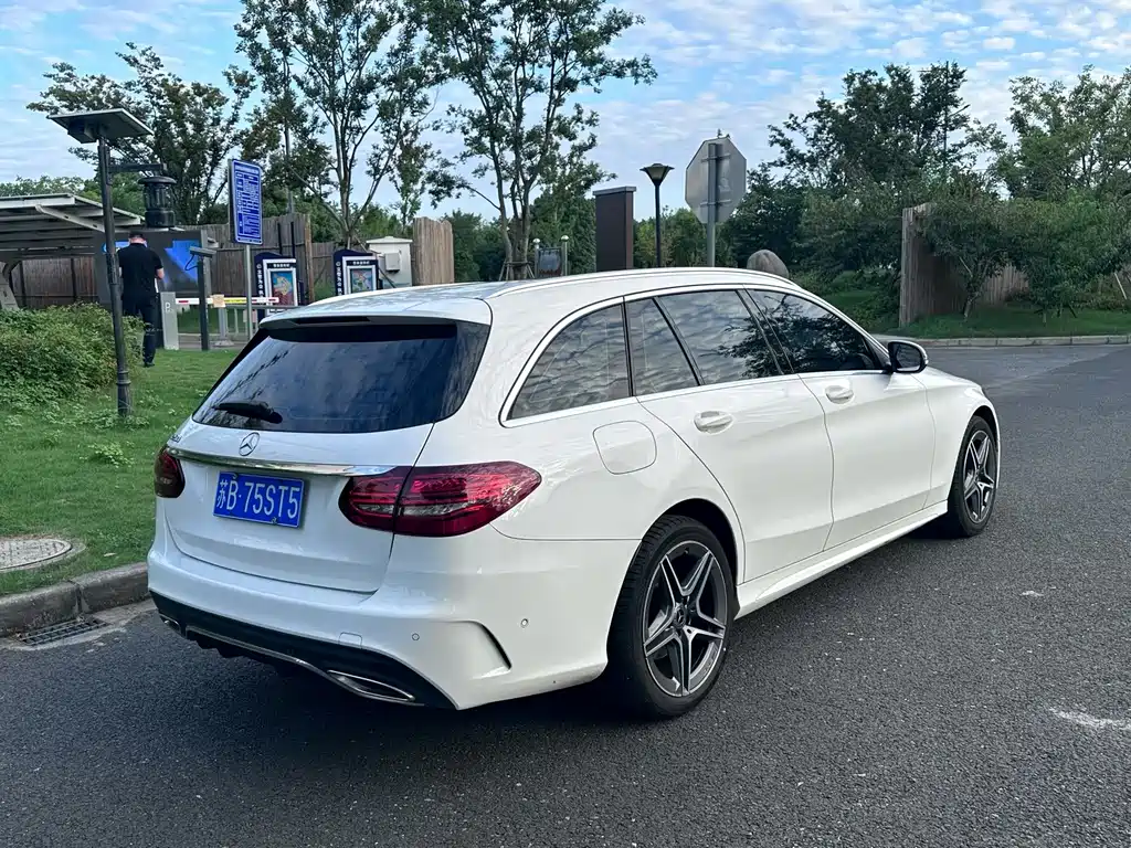 Mercedes-Benz C-Class (Import) — миниатюра 7
