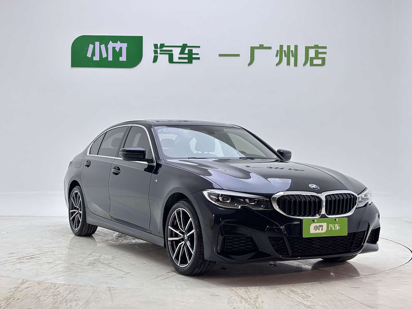 BMW 3 Series 2.0 л 2022 г. Чёрный, пробег 45000 км