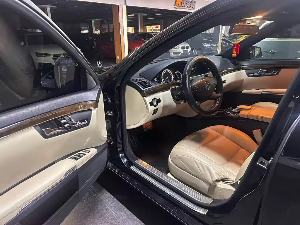 Mercedes-Benz S-Class S 2010 S 300 L