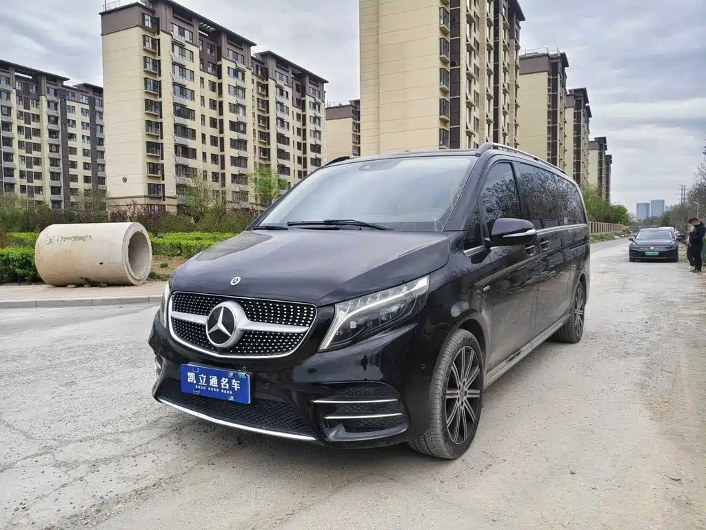Mercedes-Benz V-Class 2023