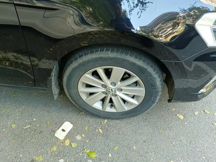Volkswagen Jetta — миниатюра 6