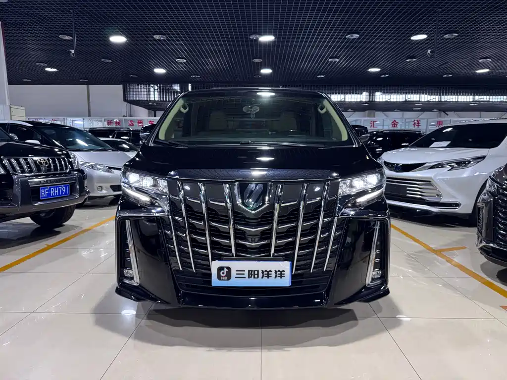 Toyota Alphard 2018 3.5L Luxury