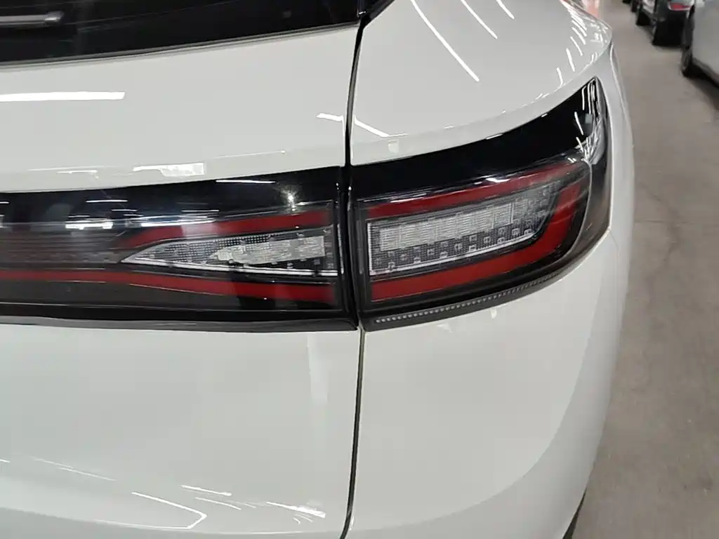 Volkswagen ID.4 X — миниатюра 8