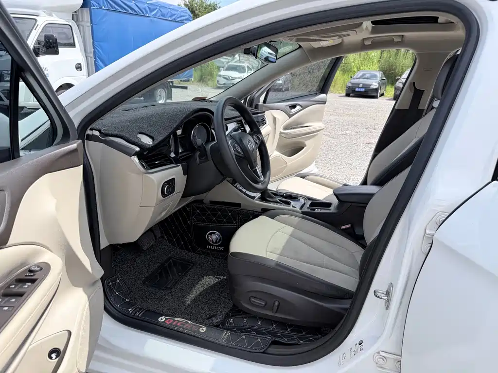 Buick Verano — миниатюра 9