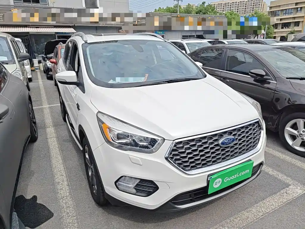 Ford Kuga — миниатюра 4