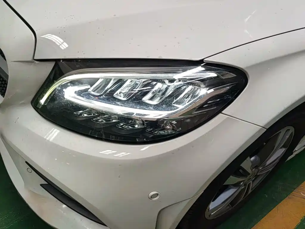 Mercedes-Benz C-Class — миниатюра 24