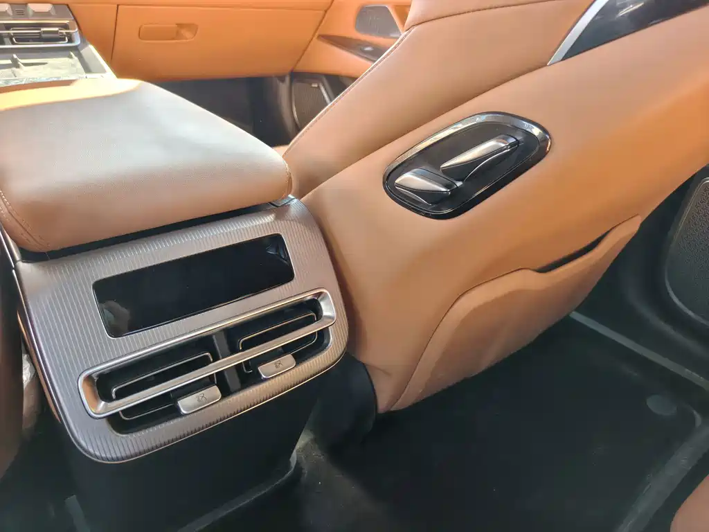 BYD Han L — миниатюра 17