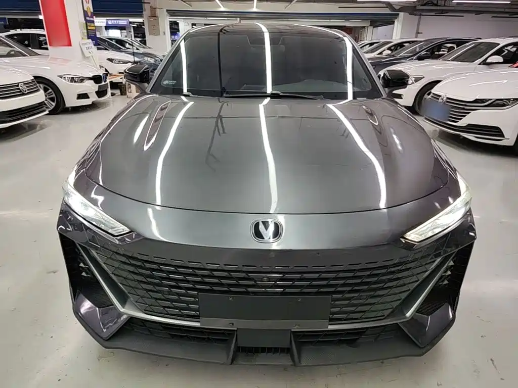 Changan UNI-V — миниатюра 3