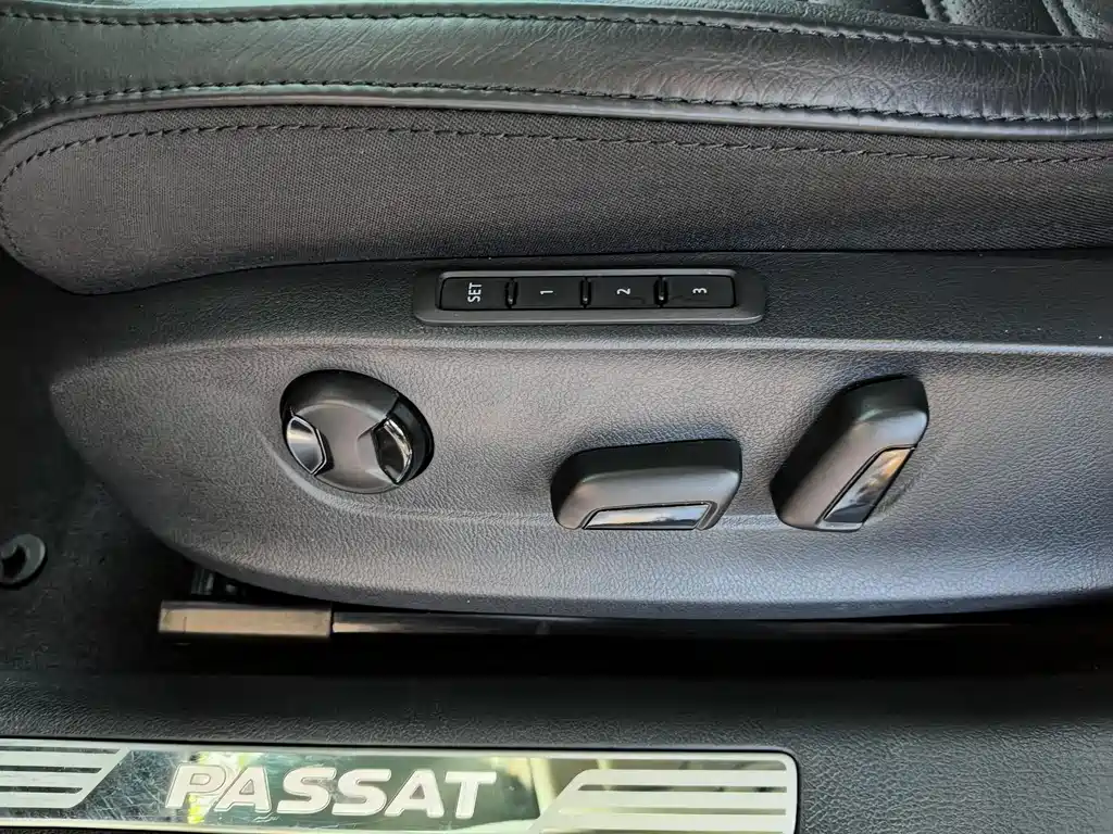 Volkswagen Passat — миниатюра 12