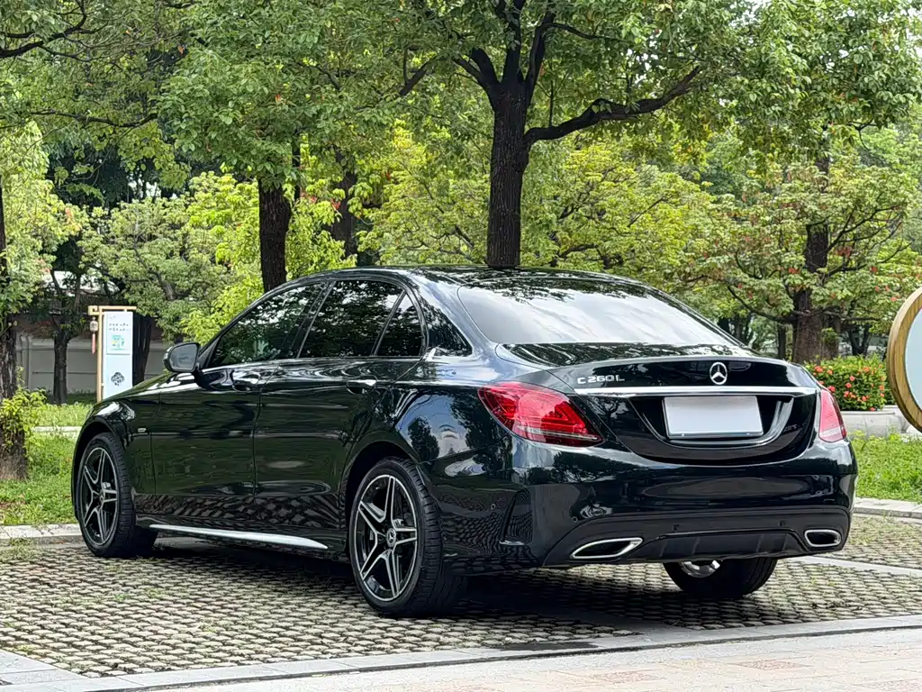 Mercedes-Benz C-Class — миниатюра 21