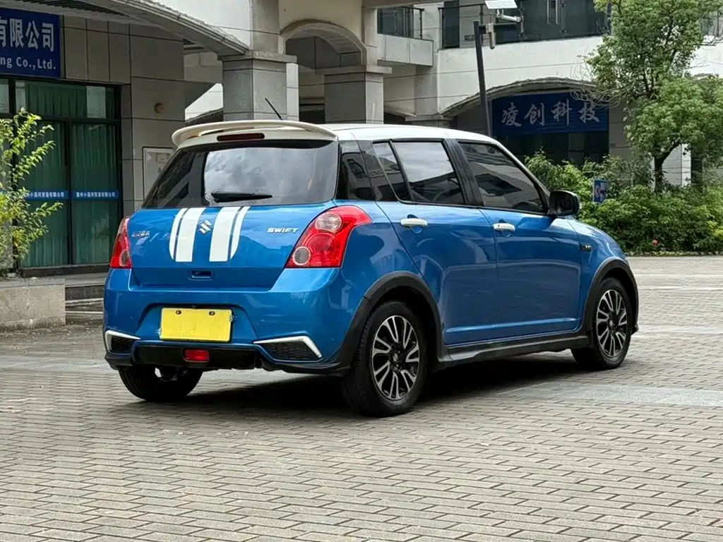 Suzuki Swift — миниатюра 7