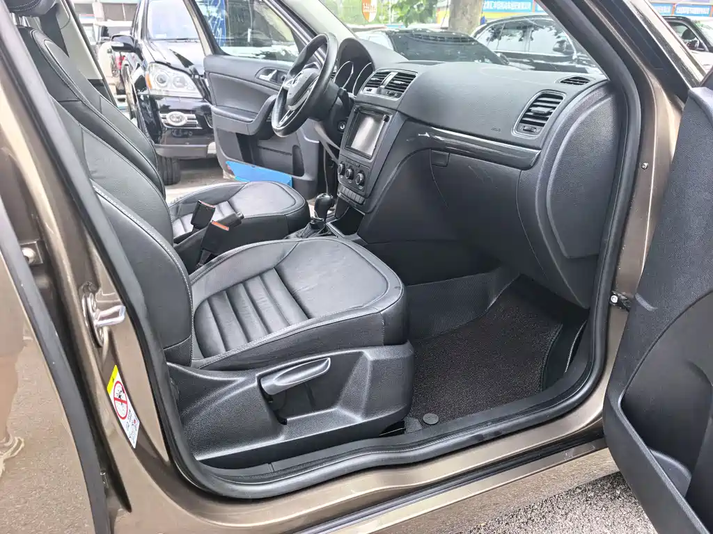 Skoda Yeti — миниатюра 10