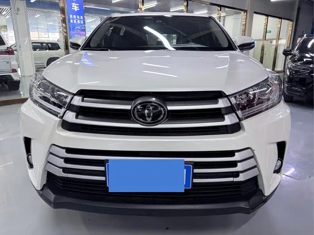 Toyota Highlander — миниатюра 2