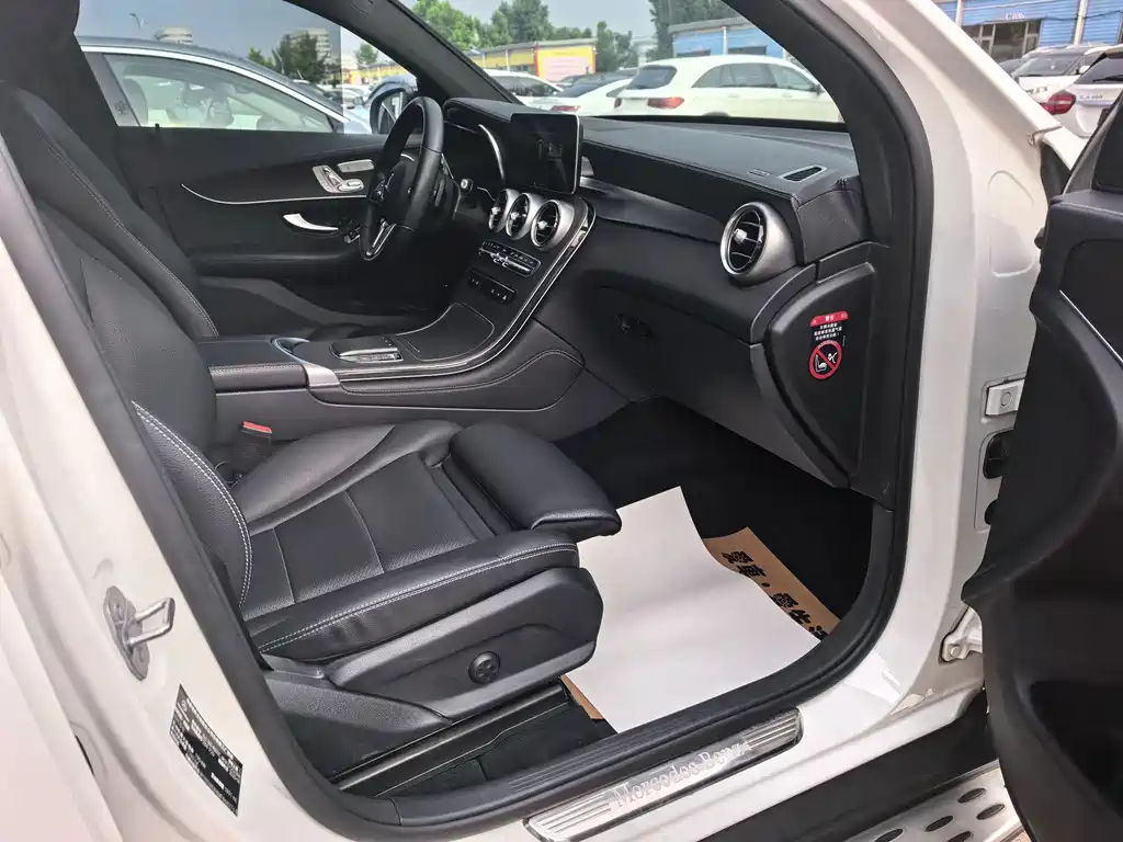 Mercedes-Benz GLC Coupe — миниатюра 10