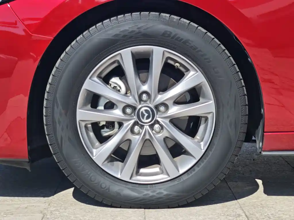Mazda 3 Axela — миниатюра 21
