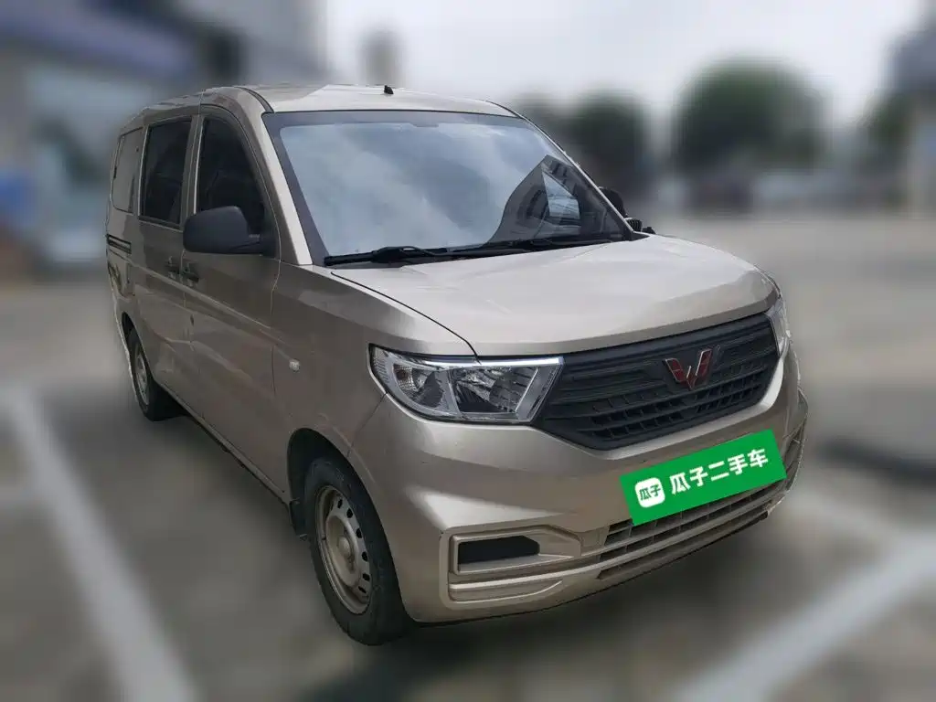 Wuling Hongguang V — миниатюра 3