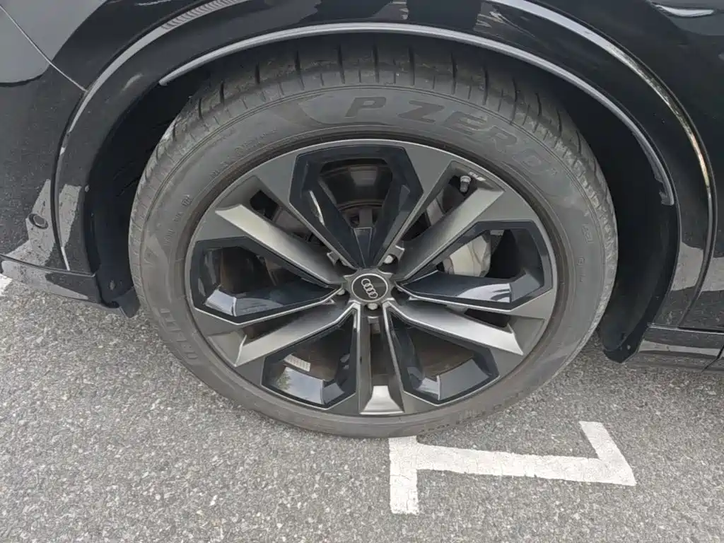 Audi Q7 — миниатюра 23