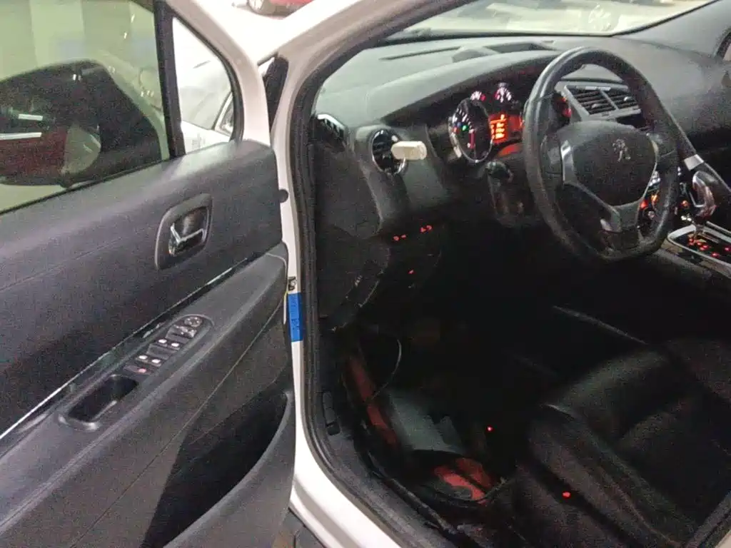 Peugeot 3008 — миниатюра 16