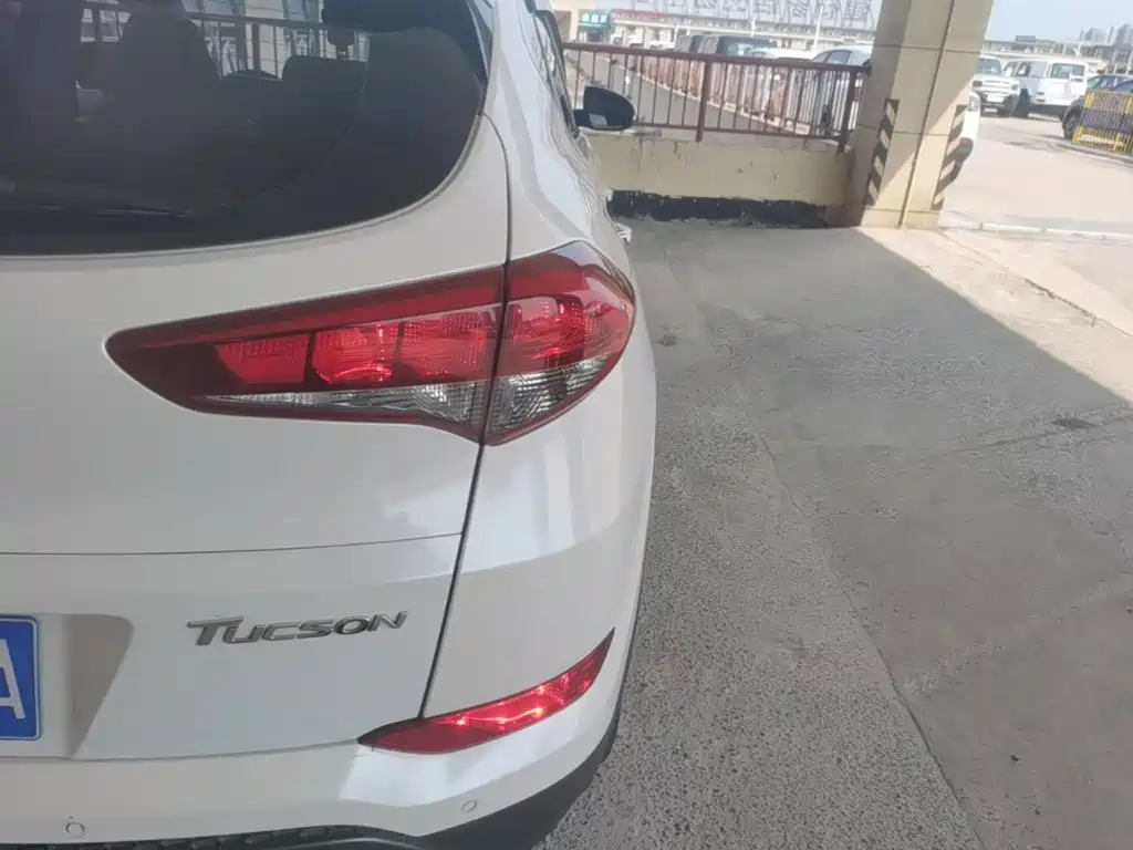 Hyundai Tucson — миниатюра 8