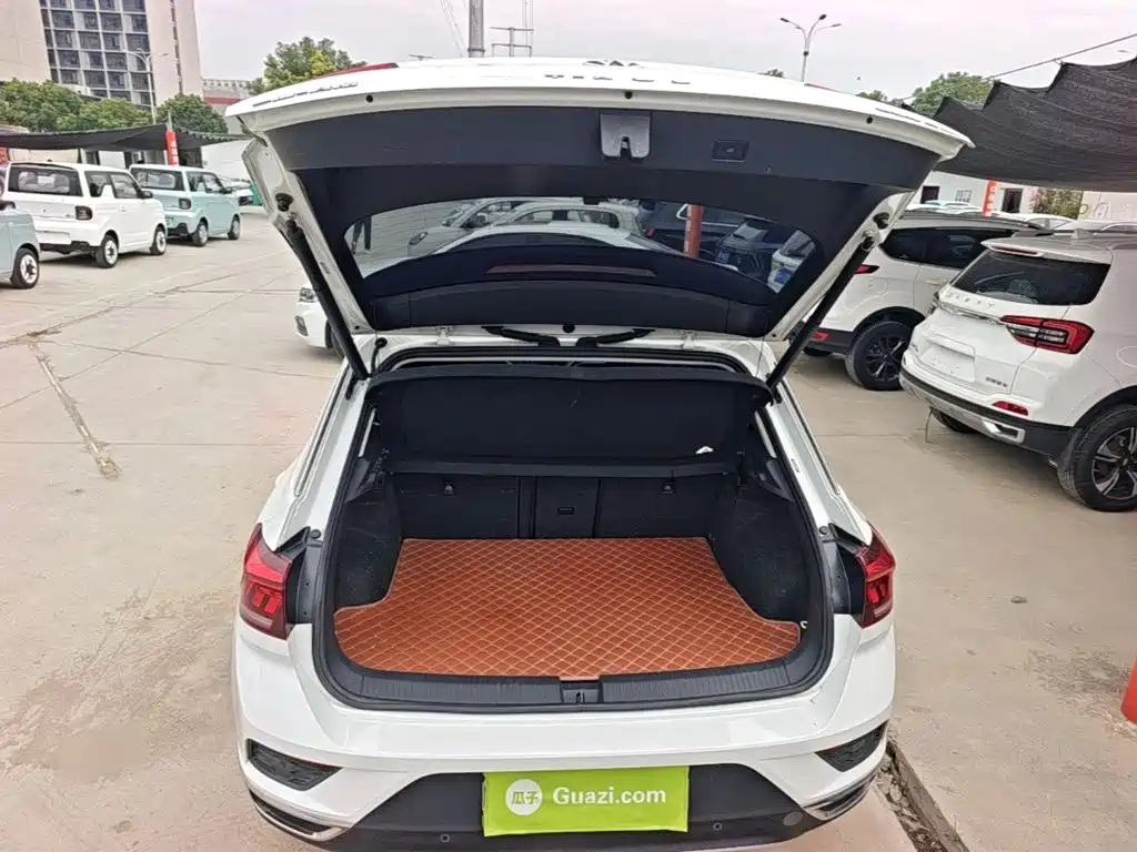 Volkswagen T-Roc — миниатюра 19