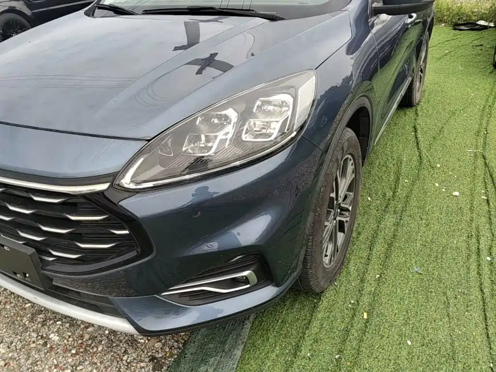 Ford Escape — миниатюра 24
