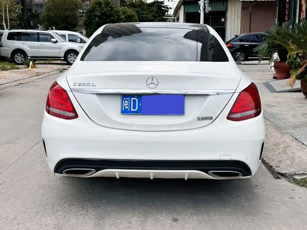 Mercedes-Benz C-Class — миниатюра 6