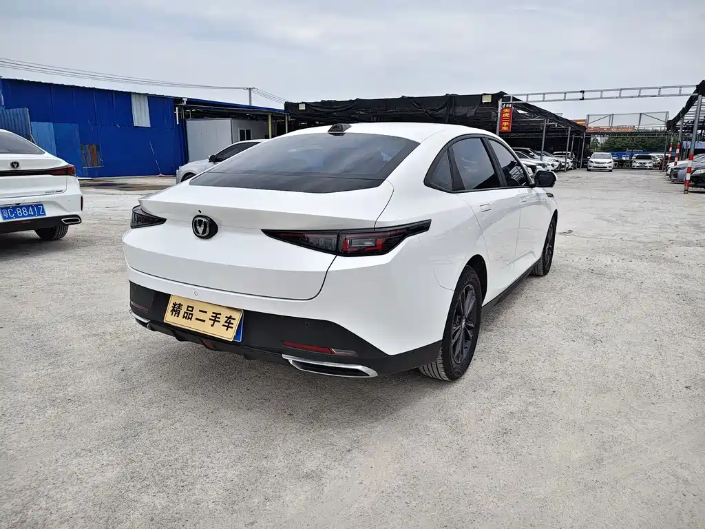 Changan Yida — миниатюра 15