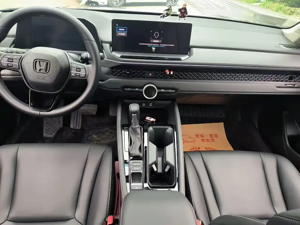 Honda Accord — миниатюра 6