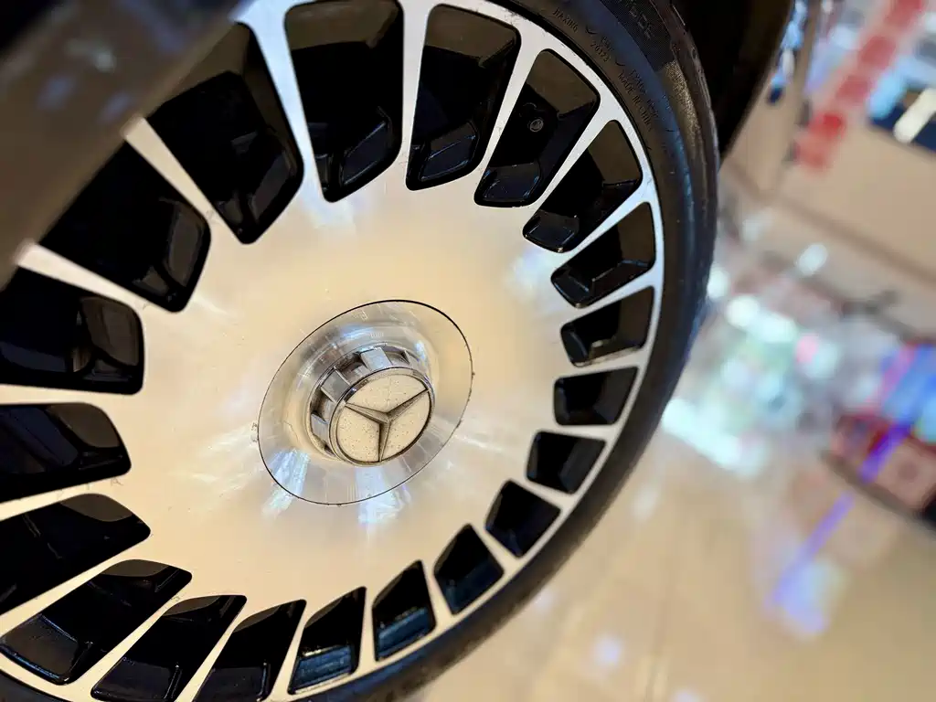 Mercedes-Benz V-Class — миниатюра 9