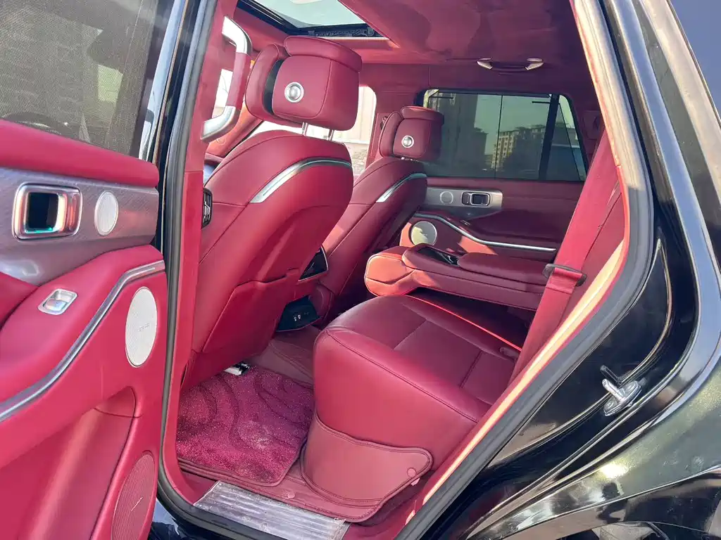 TANK TANK 700 NEW ENERGY