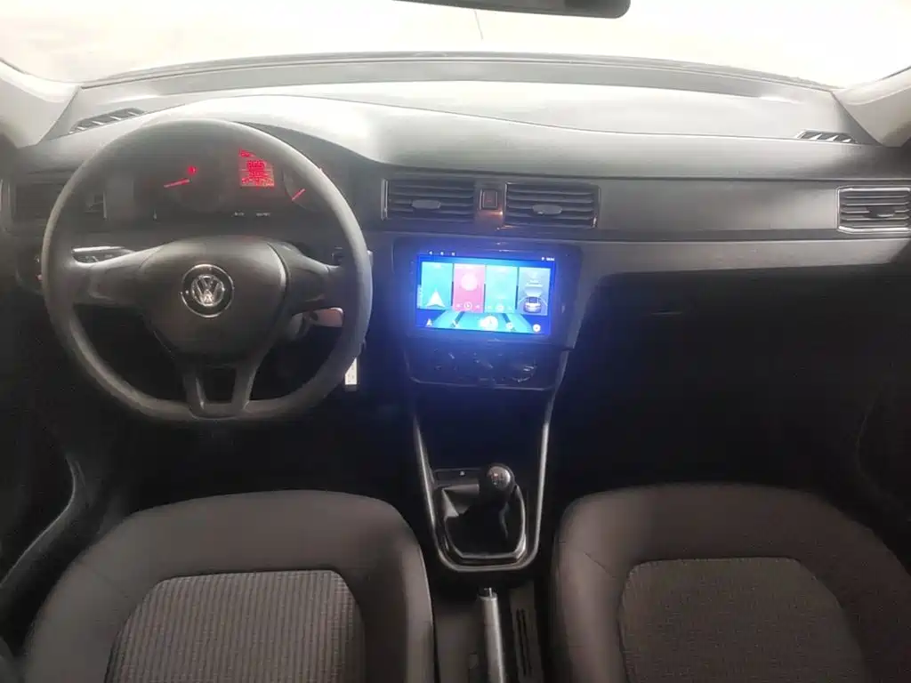 Volkswagen Santana — миниатюра 10