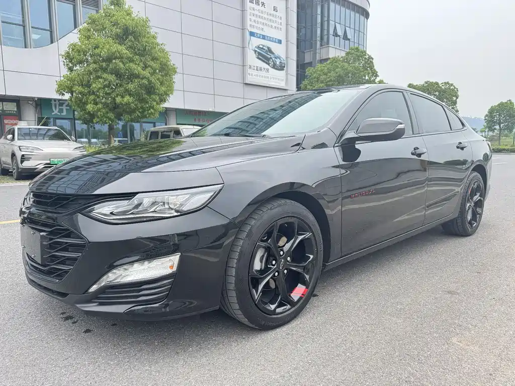 Купить Chevrolet Malibu XL
