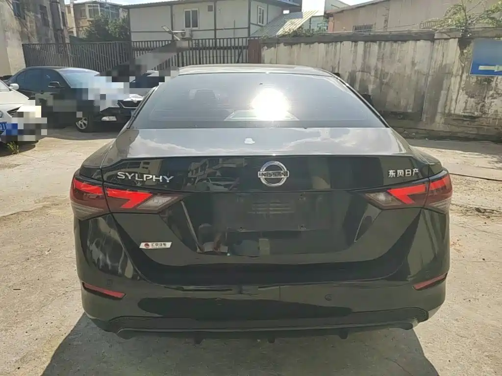 Nissan Sylphy — миниатюра 6