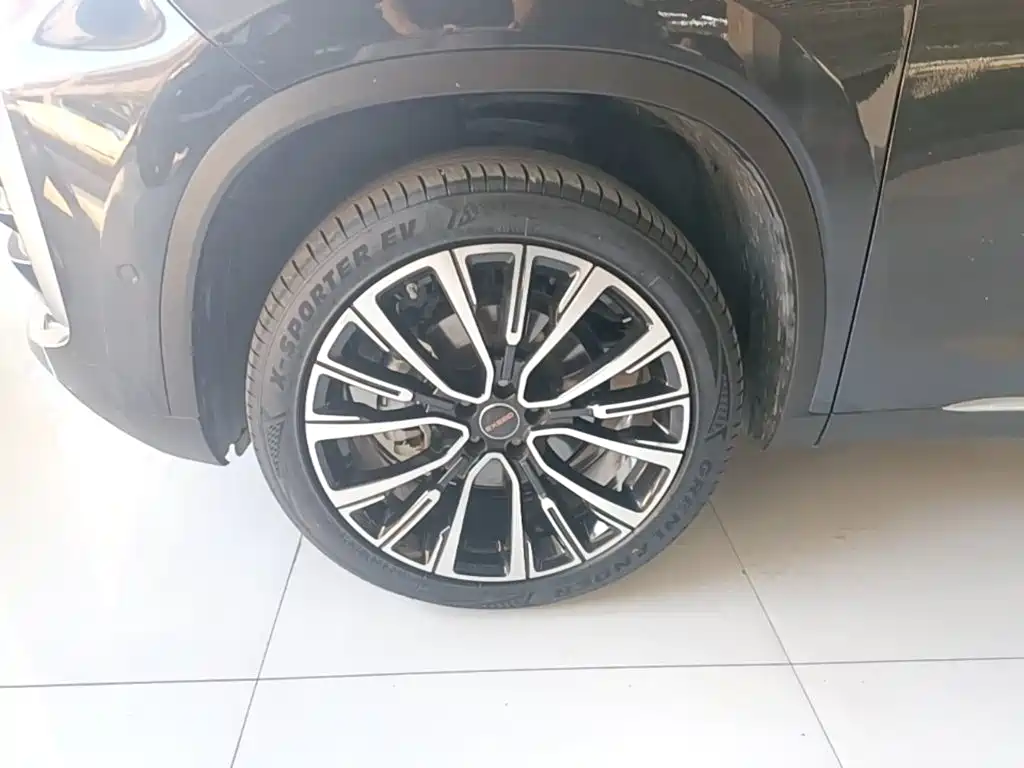 Exeed Lingyun — миниатюра 23