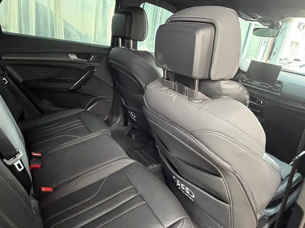 Audi Q5L — миниатюра 15