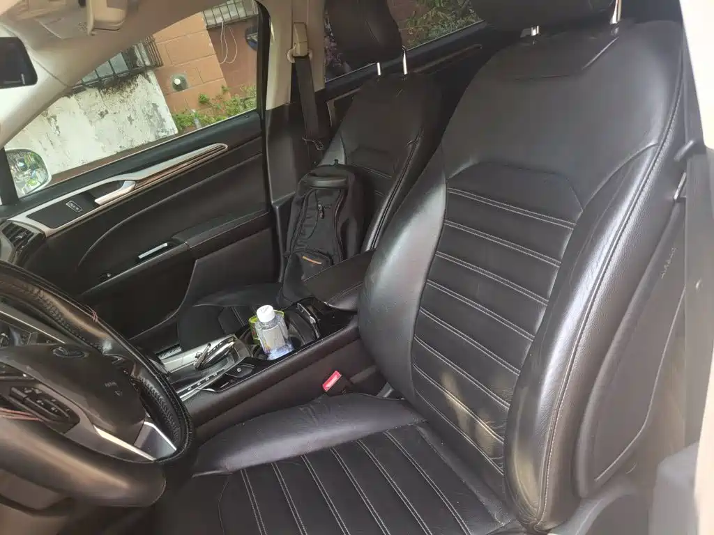 Ford Mondeo — миниатюра 11