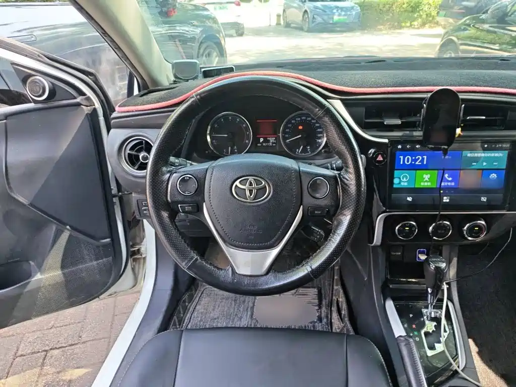Toyota Corolla — миниатюра 12